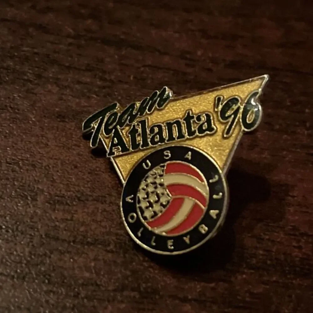 1996 Atlanta Olympics Volleyball Event Team USA Lapel Hat‎ Pin